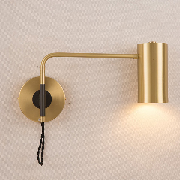 Modern 1-Light Brass Wall Sconce 